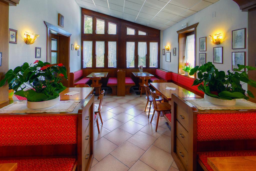 Gh Hotel Fratazza San Martino Di Castrozza Værelse billede