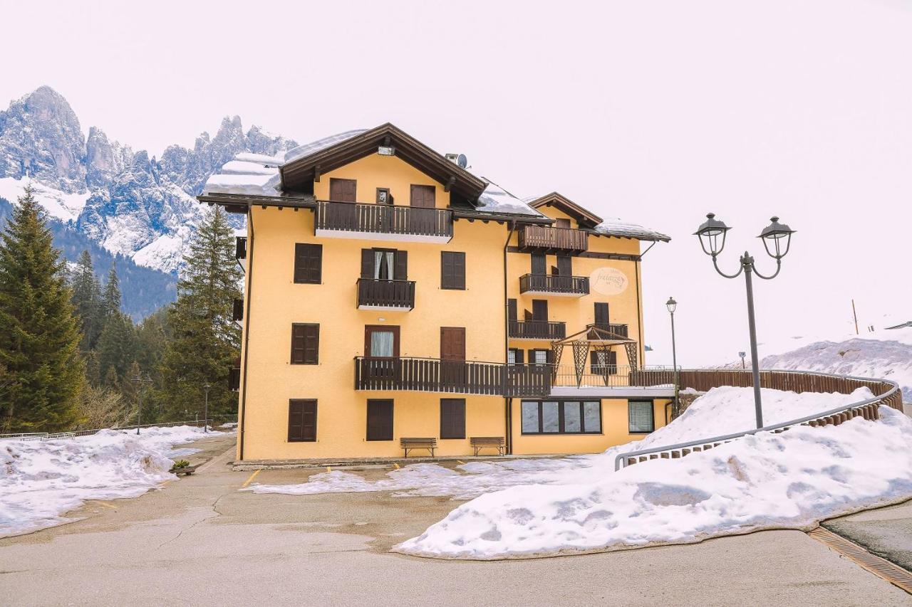Gh Hotel Fratazza San Martino Di Castrozza Eksteriør billede